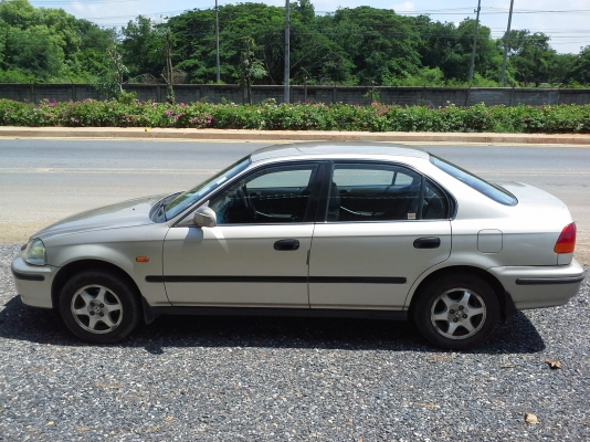 HONDA CIVIC 1.6 LXi MT ปี 98 โฉมตาโต HONDA CIVIC 1.6 LXi MT ปี 98 โฉมตาโต