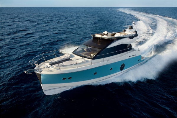 เรือ Monte Carlo 5 สนใจติดต่อ 090-2681-669