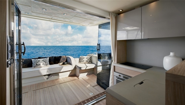 เรือ Monte Carlo 5 สนใจติดต่อ 090-2681-669