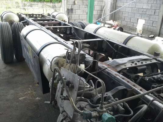 ขายเครื่อง DONGFANG  ติดแก๊ซ CNG  พร้อมถัง รวมระบบ มีใบคุม