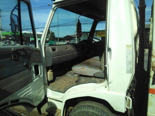 ขาย 6 ล้อฮีโน่ FBยาว 5 เมตรรถห้าง