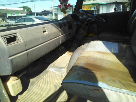 ขาย 6 ล้อฮีโน่ FBยาว 5 เมตรรถห้าง