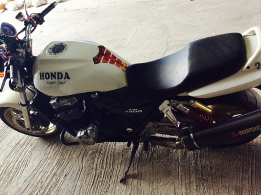 CB1300 ทะเบียนพร้อมโอน 129,000
