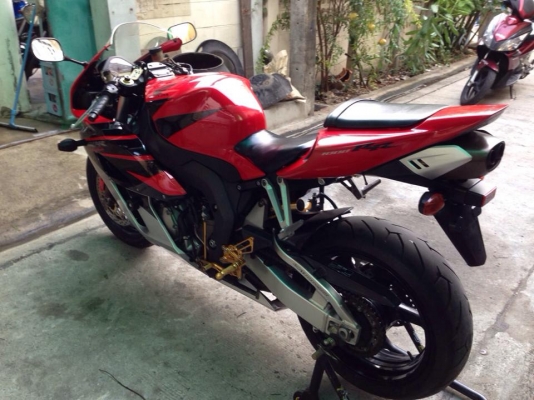 CBR 1000 ปี05 สเปค ยุโรปแท้ๆ อินวอย+สพม ลายละเอียดด้านในคับ CBR 1000 ปี05 สเปค ยุโรปแท้ๆ อินวอย+สพม ลายละเอียดด้านในคับ