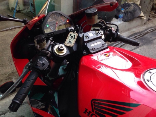 CBR 1000 ปี05 สเปค ยุโรปแท้ๆ อินวอย+สพม ลายละเอียดด้านในคับ CBR 1000 ปี05 สเปค ยุโรปแท้ๆ อินวอย+สพม ลายละเอียดด้านในคับ