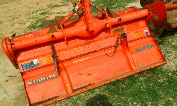 3.จอบหมุนตราช้าง1.6ตามสภาพพร้อมใช้ครับ +++24000บาท+++