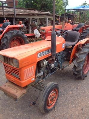 แทรกเตอร์คูโบต้า L 2201 สภาพดีเยี่ยม เดิมๆ ทั้งคัน.  ขายพร้อมผานหลัง