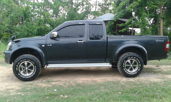 D-max Rodeo โฟร์วิน ตัวท็อป 3,000 เทอร์โบ
