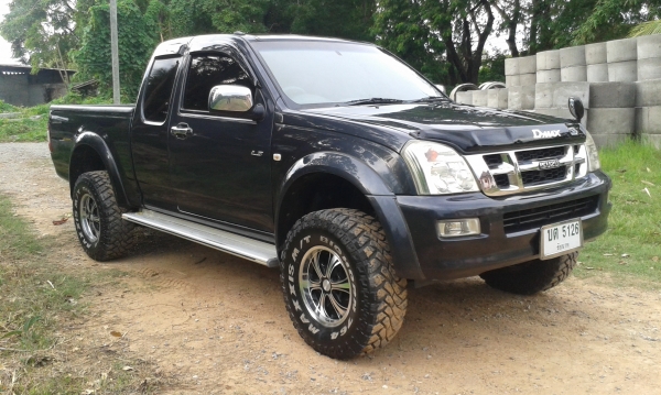 D-max Rodeo โฟร์วิน ตัวท็อป 3,000 เทอร์โบ