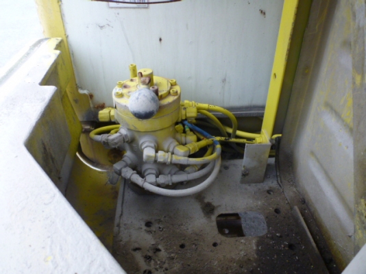 ขายรถแบคโฮเก่าญี่ปุ่น Kawasaki KE60-3 เหมือนกับ Kobelco SK60-3 100\% (Kobelco เป็นผู้ผลิต)