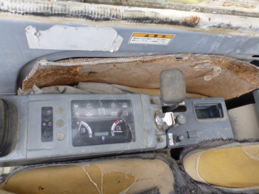 ขายรถแบคโฮเก่าญี่ปุ่น Kawasaki KE60-3 เหมือนกับ Kobelco SK60-3 100\% (Kobelco เป็นผู้ผลิต)