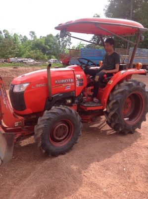 แทรกเตอร์คูโบต้า L3608 สภาพดีเยี่ยม เดิมๆทั้งคัน ขายพร้อม ใบดันหน้าและผานหลัง