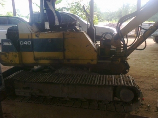 ขายรถแบคโฮ KOMATSU pc40-6ตามสภาพ ขายรถแบคโฮ KOMATSU pc40-6ตามสภาพ