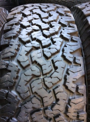 ขายยาง BF ALLTERRAIN 255-70-16 ปี11 ดอก99\% ครับ 1ชุดถูกๆ ขายยาง BF ALLTERRAIN 255-70-16 ปี11 ดอก99\% ครับ 1ชุดถูกๆ