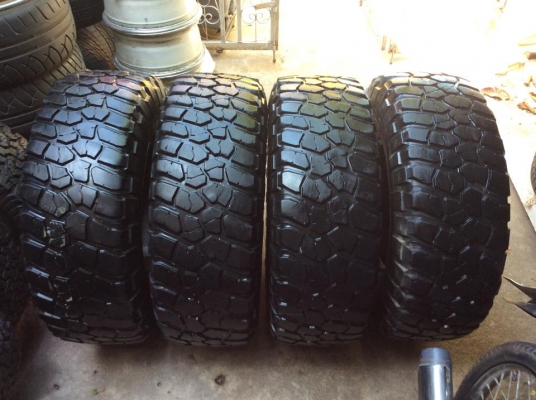 ขายยาง BF MUD KM2  315-75-16  ดอกหนา  1ชุดครับ  ถูกๆ