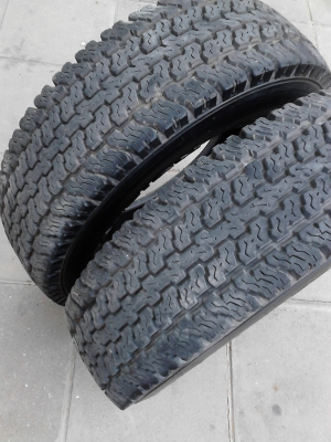 30X9.50R15   A/T ดอกเต็ม  FALKEN-RV LANDAIR/AT TRACTION มี 2 เส้น  TEL.081-427-3941