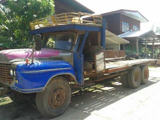 ขายด่วนๆ แบคโฮพร้อมรถลาก 400,000 บาท  สนใจคุยราคารายละเอียดได้