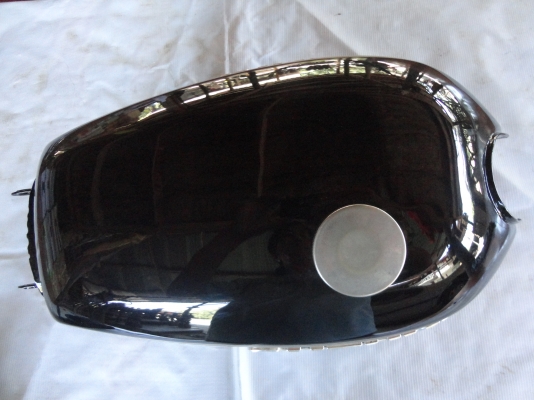 ขอบคุณพ.เสือครับ ถังน้ำมัน K-125 M.3  โทร.081-005-8785