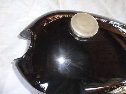 ขอบคุณพ.เสือครับ ถังน้ำมัน K-125 M.3  โทร.081-005-8785