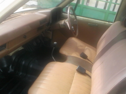 ขาย datsun 720 เก่าๆดิบๆแห้งๆ 40000