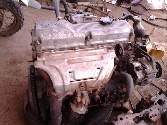 ขายเครื่องยนต์ YOYOTA 6 ล้อ 115 ขายเครื่องยนต์ YOYOTA 6 ล้อ 115