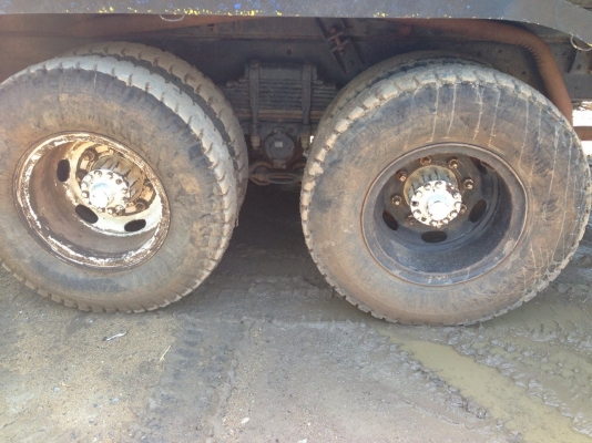 ***ขายแล้วครับขอบคุณ Truck2hand ขาย10ล้อ2เพลาดั้ม ถูกๆ HINO SPZ อดีตคัสซีหัวลาก ยืดช่วง(ลงเล่ม) วางเครื่อง NISSAN PE6H 260แรง(ลงเล่ม) เครื่องแรงๆ แน่นๆ ช่วงล่าง2เพลา200หมวกเจ้ก คัสซีใหญ่ ดี เดิม ไม่ดาม กระบะดั้มเหล็กสภาพดี พื้นดีข้างดี (ดั้มยังไม่ลงเล่ม)