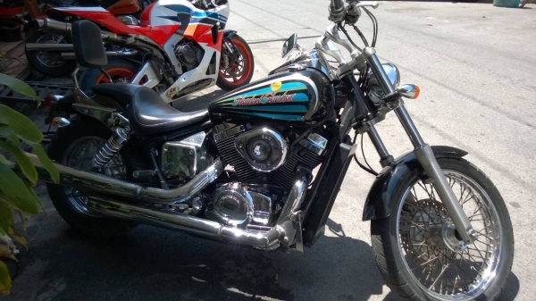 กรุณากรอกรายละเอียด...ขายชาโดว์ 400 ปี2000 อินวอยแท้ เครื่องติดขี่ได้ สภาพสวยๆ มีสองคัน ขายแพ๊คคู่ 120000 ติดต่อ 0811160919