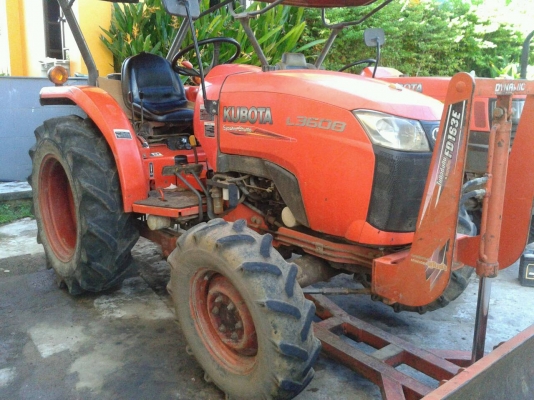 ขายรถไถ KUBOTA L3608 ดันหน้า ผาน4 ราคา295,000  KUBOTA L3608 ดันหน้า ผาน6 ราคา295,000  KUBOTA L2202DT ราคา 78,000  KUBOTA KRT 140 ผาน3 ราคา 78,000 EURO 55DI ผานดะนหน้า ผานหลัง ราคา 240,000