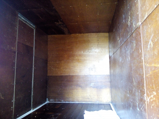 4 ล้อบรรทุก《ตู้แห้ง 3บาน》*ไม่ติดเวลา*  ISUZU  NKR 110 แรงม้า  *ยาว 3.20 ม.*  รถสวยเดิม * สภาพรถพร้อมใช้งานครับ  * เอกสารพร้อมโอน