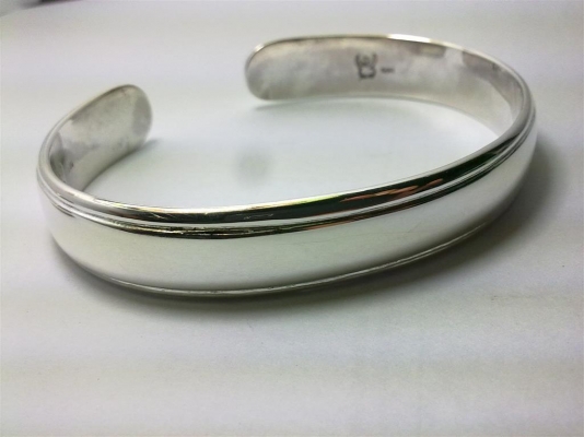 กำไลเงินใหญ่หนัก3บาท