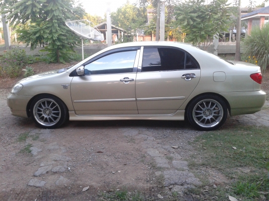 Toyota Altis 1.6 E รถบ้านสวย พร้อมใช้