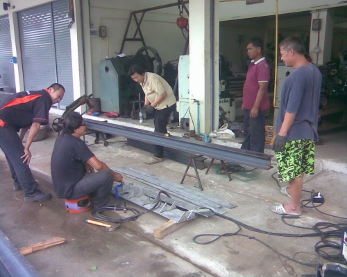 รับสร้างเครื่องจักรกล และ รับออกแบบเครื่องจักรกล ชนิดพิเศษ ตามสั่งทุกชนิด ติดต่อ หจก.อนุวงค์ เอ็นจิเนียริ่ง 083-9752712 รับสร้างเครื่องจักรกล และ รับออกแบบเครื่องจักรกล ชนิดพิเศษ ตามสั่งทุกชนิด ติดต่อ หจก.อนุวงค์ เอ็นจิเนียริ่ง 083-9752712