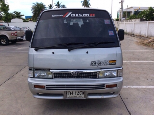 ขายรถตู้นิสสัน เออแวน ปี 93 เครื่อง 2.7 เกียร์ธรรมดา พวงมาลัยเพาเวอร์ เบาะหนังสามแถว แอร์ราว หน้า-หลัง ตัวถังเดิมๆ สีเต็ม มีริ้วรอยใช้งานบ้าง เครื่องแน่น ช่วงล่างนิ่มนวล พร้อมใช้