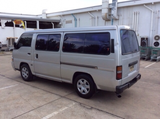 ขายรถตู้นิสสัน เออแวน ปี 93 เครื่อง 2.7 เกียร์ธรรมดา พวงมาลัยเพาเวอร์ เบาะหนังสามแถว แอร์ราว หน้า-หลัง ตัวถังเดิมๆ สีเต็ม มีริ้วรอยใช้งานบ้าง เครื่องแน่น ช่วงล่างนิ่มนวล พร้อมใช้