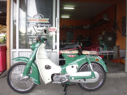 ขายc70c100โกดังรถโบราณมาใหม่สวยๆอีก3คันเครื่องดรีมมีทะเบียนโอนอยู่กทมบางแค(ร้านโบราณคลาสสิคเจ้าเก่า)ไลท์บางแคหรือปอบางแคโทร0897661966