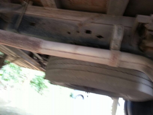 รถฮีโน่ 6 ล้อ ทูโถ่  /  135 แรงม้า. ปี 53  ( รถวิ่ง 21x,xxx กม. )   สนใจติดต่อ 081 - 6079515