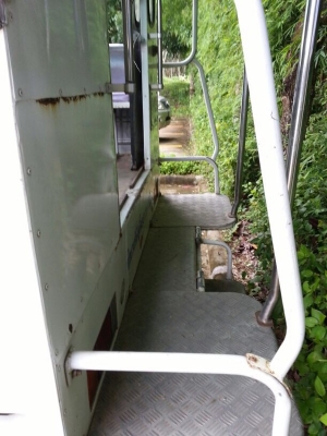 รถฮีโน่ 6 ล้อ ทูโถ่  /  135 แรงม้า. ปี 53  ( รถวิ่ง 21x,xxx กม. )   สนใจติดต่อ 081 - 6079515