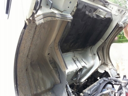 รถฮีโน่ 6 ล้อ ทูโถ่  /  135 แรงม้า. ปี 53  ( รถวิ่ง 21x,xxx กม. )   สนใจติดต่อ 081 - 6079515