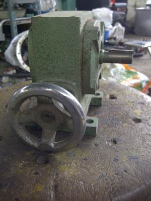 ขาย...เกียร์ทดตัวเล็ก