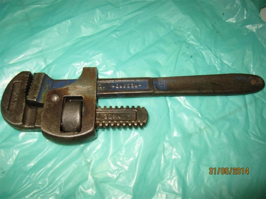 ประแจคอม้า Record Made in England No 12 ประแจคอม้า Record Made in England No 12