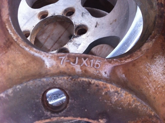 ล้อลายถั่ว 15x7 et20 6/139 ถูกๆ