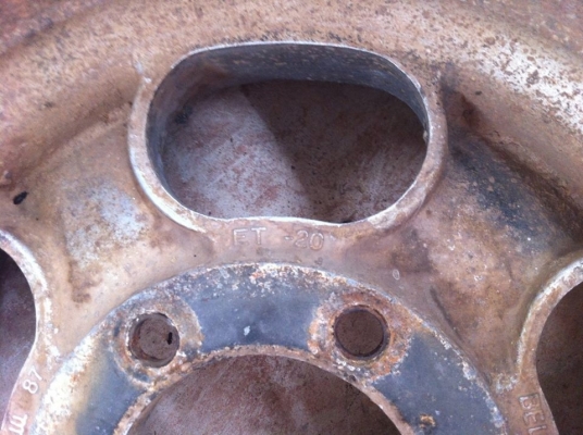 ล้อลายถั่ว 15x7 et20 6/139 ถูกๆ