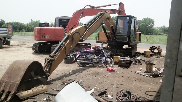 ตัดชั่งกิโลเรียบร้อยครับเหลือแต่อะไหล่ครับ