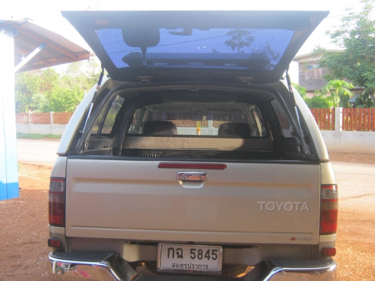 TOYOTA  SPORT CRUISER