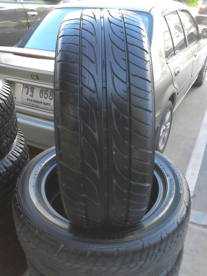 235/55R18 DUNLOP SP SPORT LM 703  มีชุด 4 เส้น TEL.081-427-3941