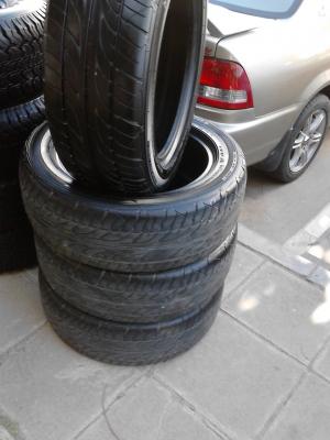 235/55R18 DUNLOP SP SPORT LM 703  มีชุด 4 เส้น TEL.081-427-3941