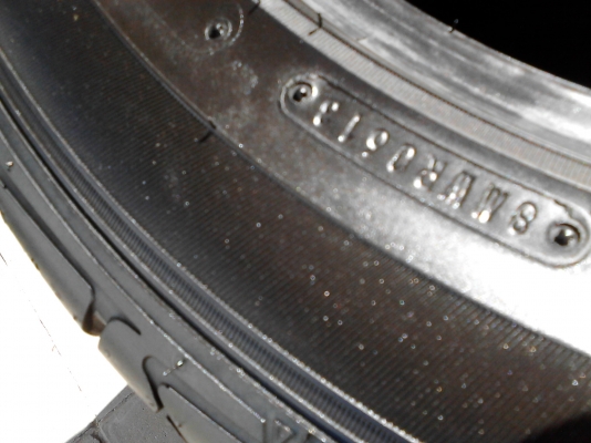 235/55R18 DUNLOP SP SPORT LM 703  มีชุด 4 เส้น TEL.081-427-3941