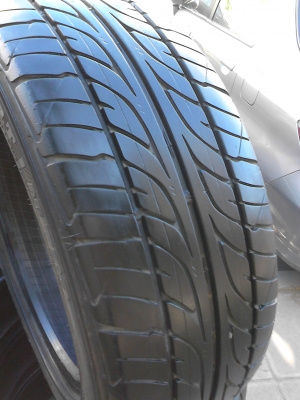 235/55R18 DUNLOP SP SPORT LM 703  มีชุด 4 เส้น TEL.081-427-3941