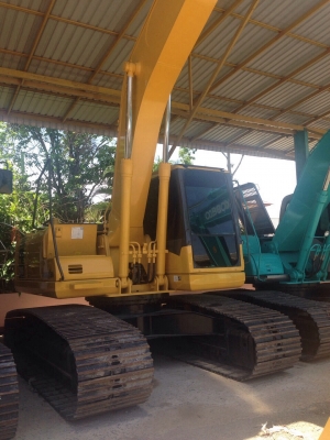 ขายด่วน KOMATSU PC200-7 บูมยาว รถสวยพร้อมใช้