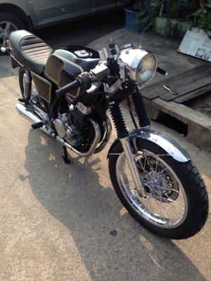 ขายด่วน คลับแมน250cc แต่งคาเฟ่ สภาพกริ๊บ ราคาเบาๆๆ